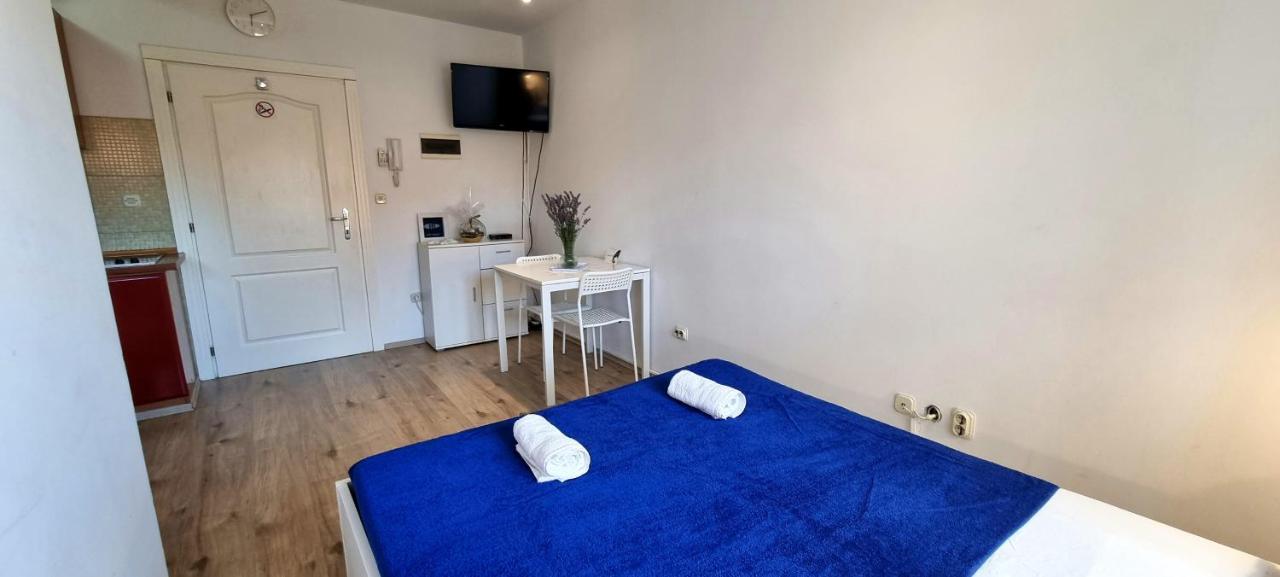 Tiny Studio Big Living Apartment Rovinj Exterior photo