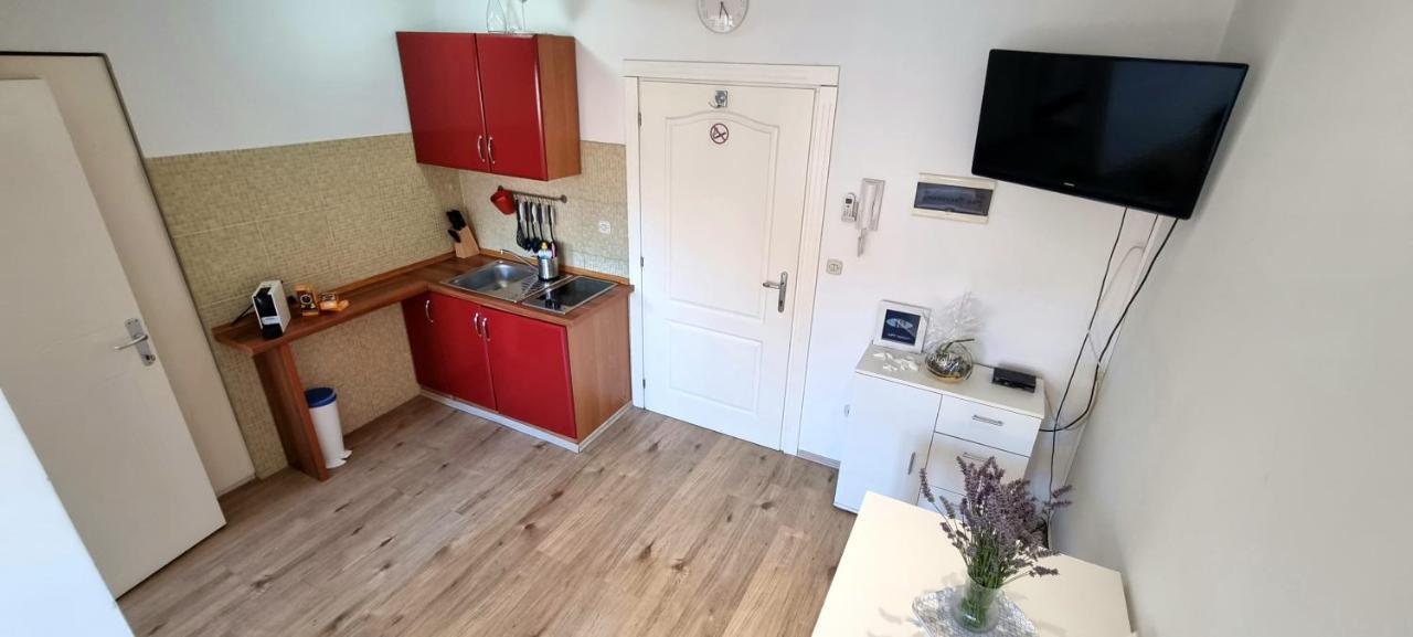 Tiny Studio Big Living Rovinj Exterior photo
